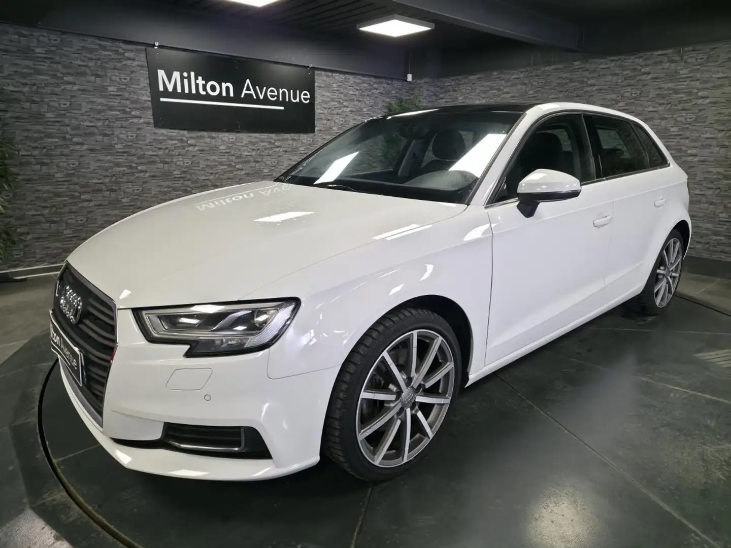 Audi A3 Audi A3 Sportback Quattro 2.0 TDI 184 S-Tronic 7 – Marchand uniquement Blanc - 1