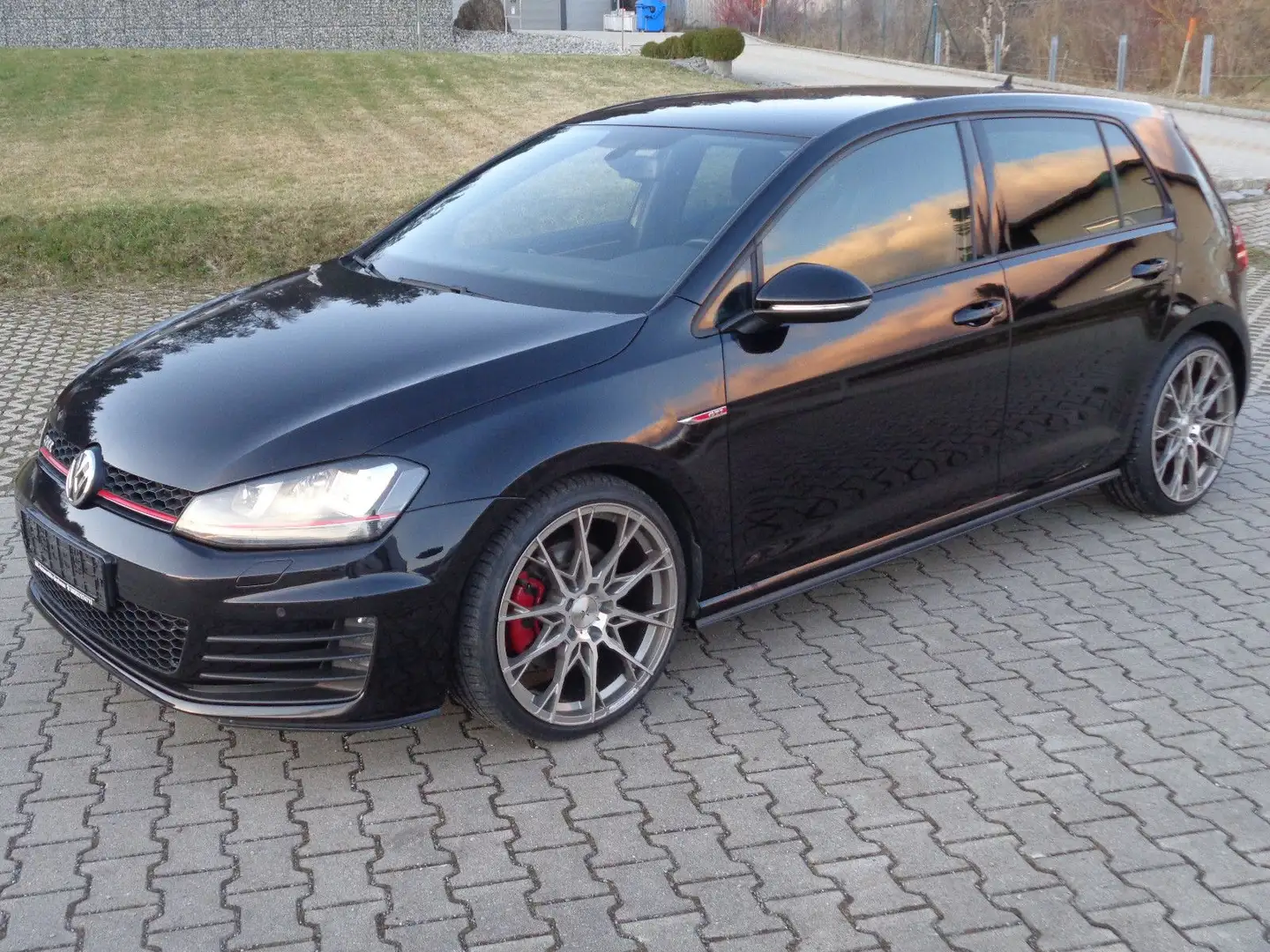 Volkswagen Golf VII Lim. GTI  180 € mon.Rate,ohne Anzahlung Negro - 1