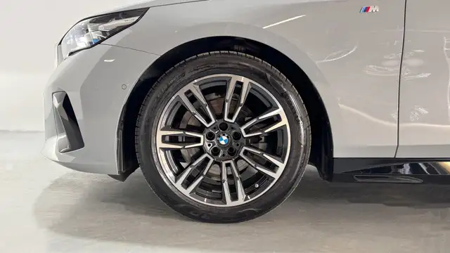 BMW 520 d xDrive Ansicht 4