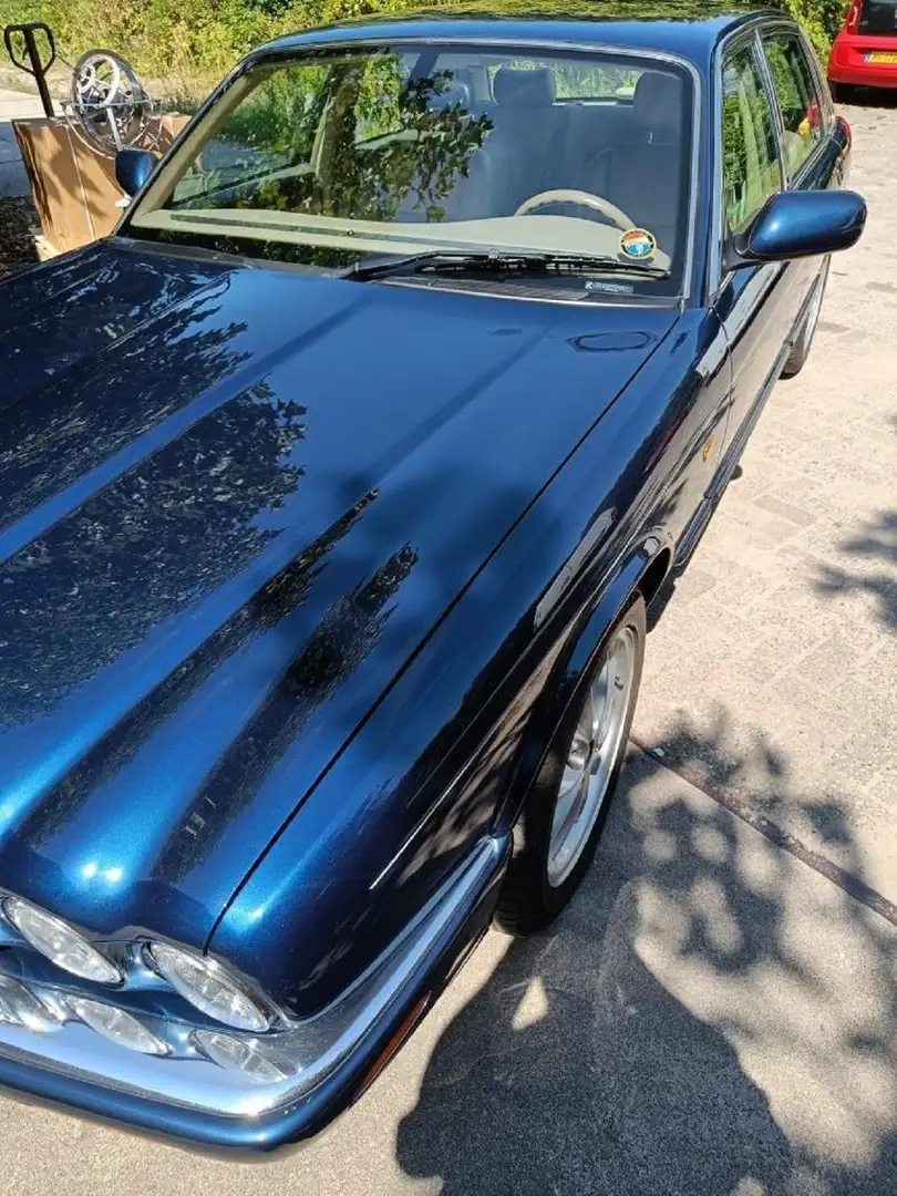 Jaguar Sovereign 3.2 V8 Bleu - 2