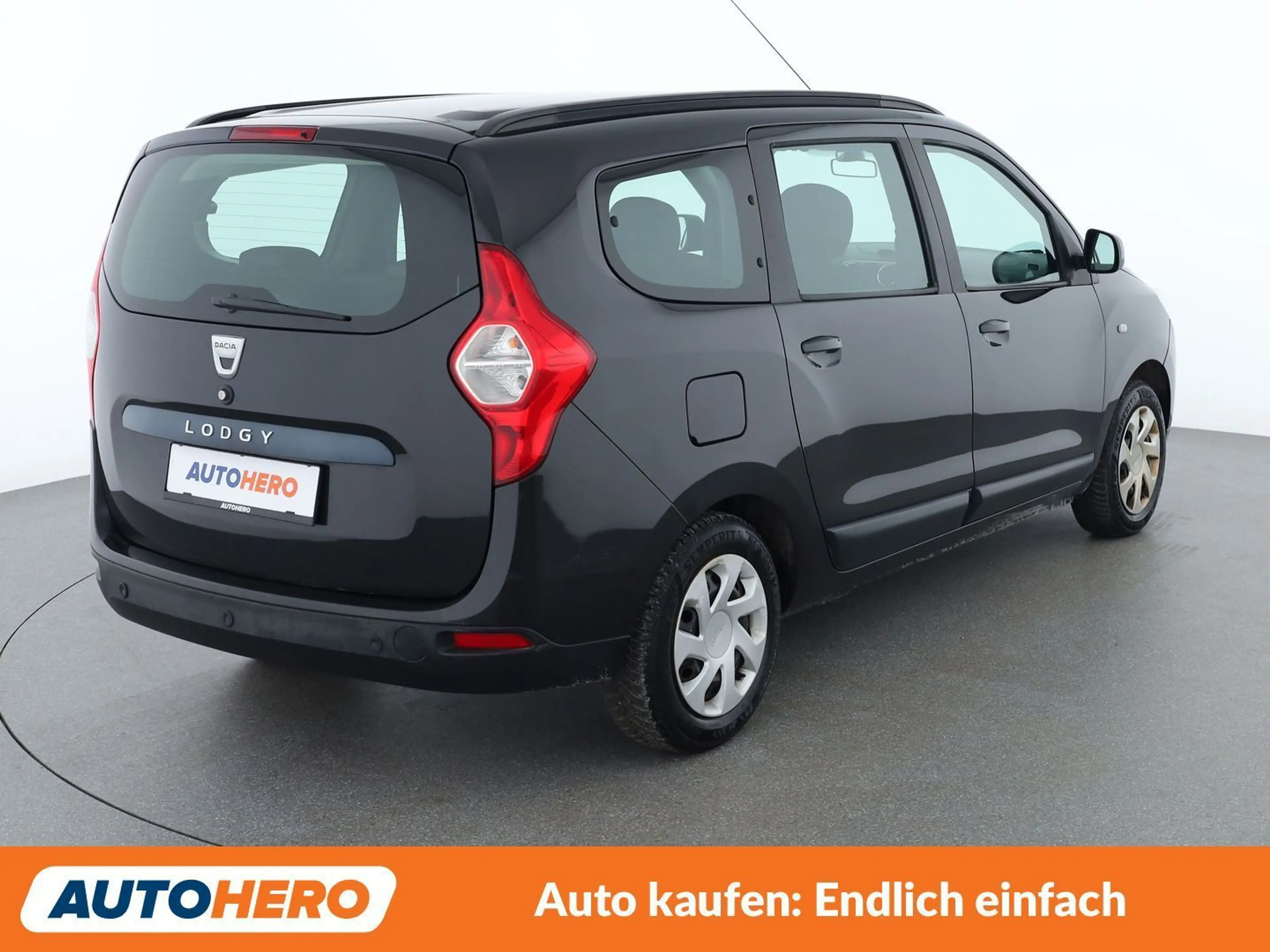 Dacia Lodgy 1.6 SCe Laureate — photo 6