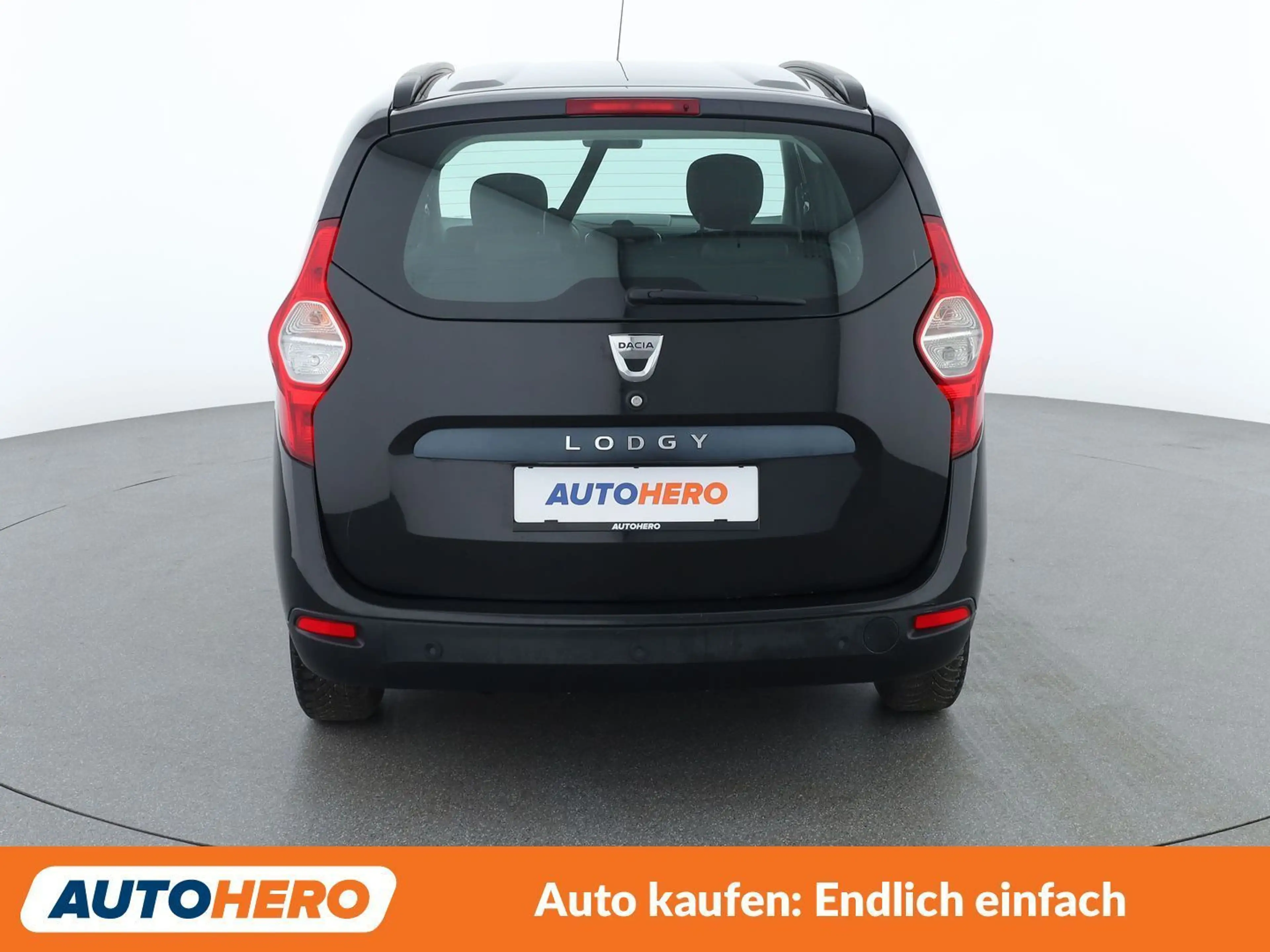 Dacia Lodgy 1.6 SCe Laureate — photo 5