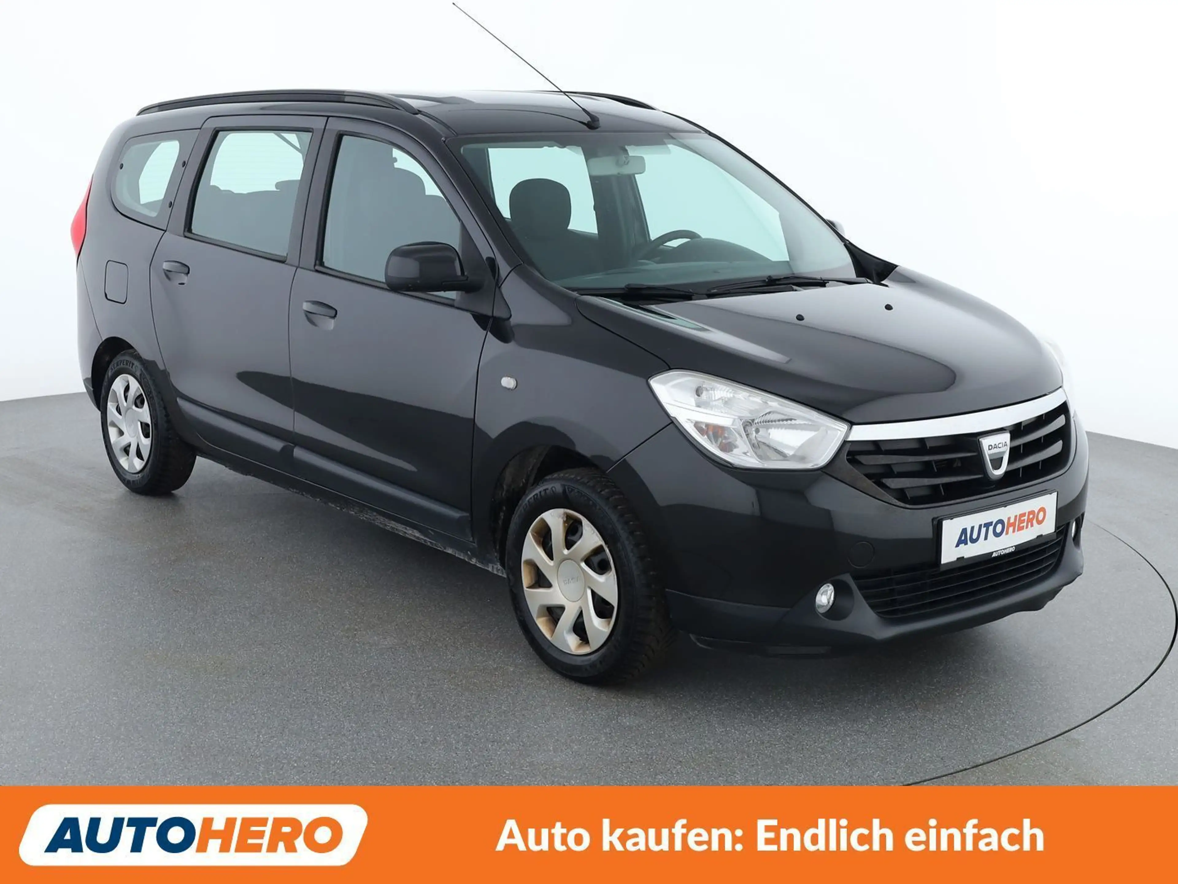 Dacia Lodgy 1.6 SCe Laureate — photo 8