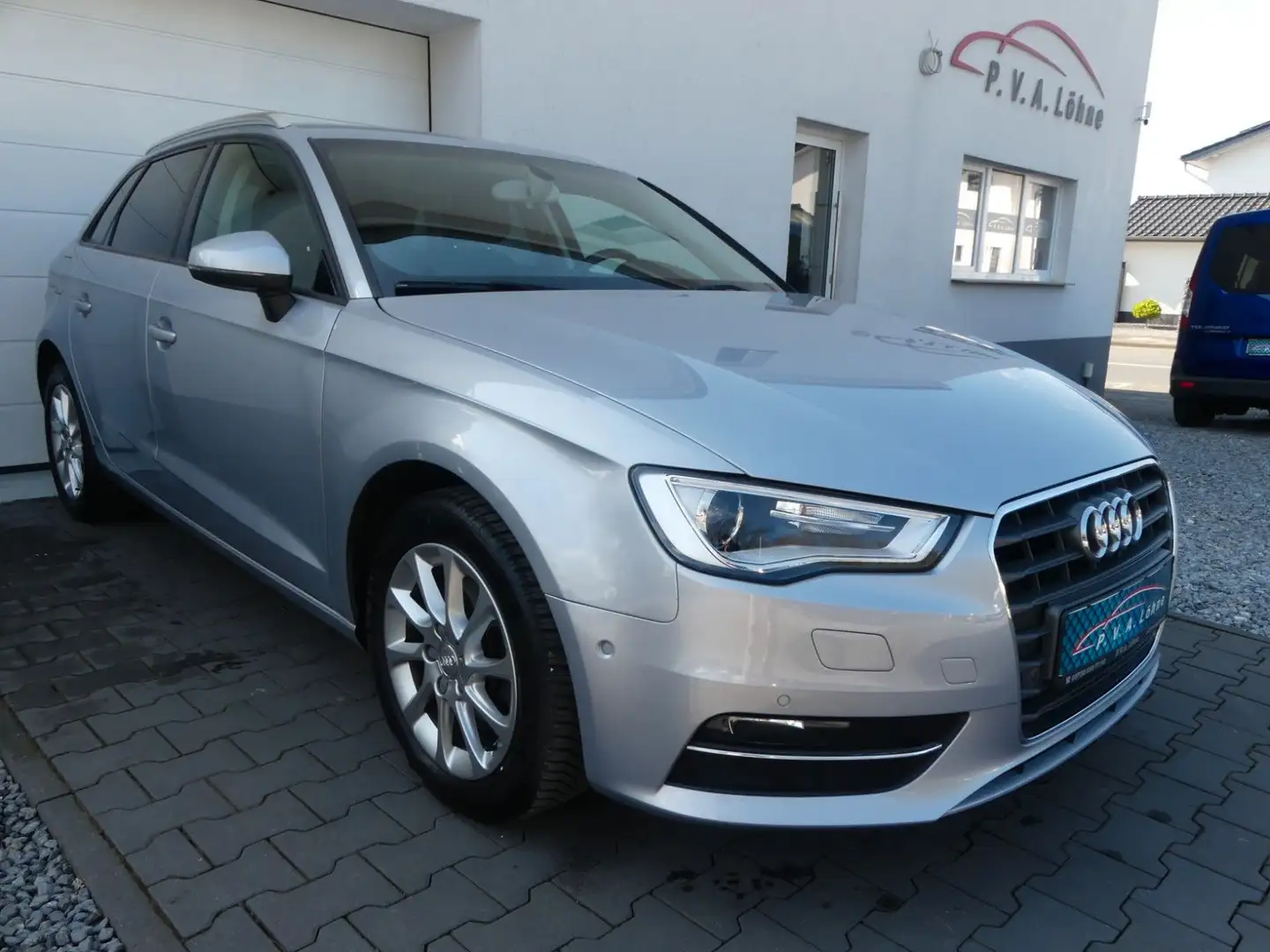 Audi A3 Sportback  1.2 TFSI Xenon| Keyless| SHZ | PDC Argent - 1