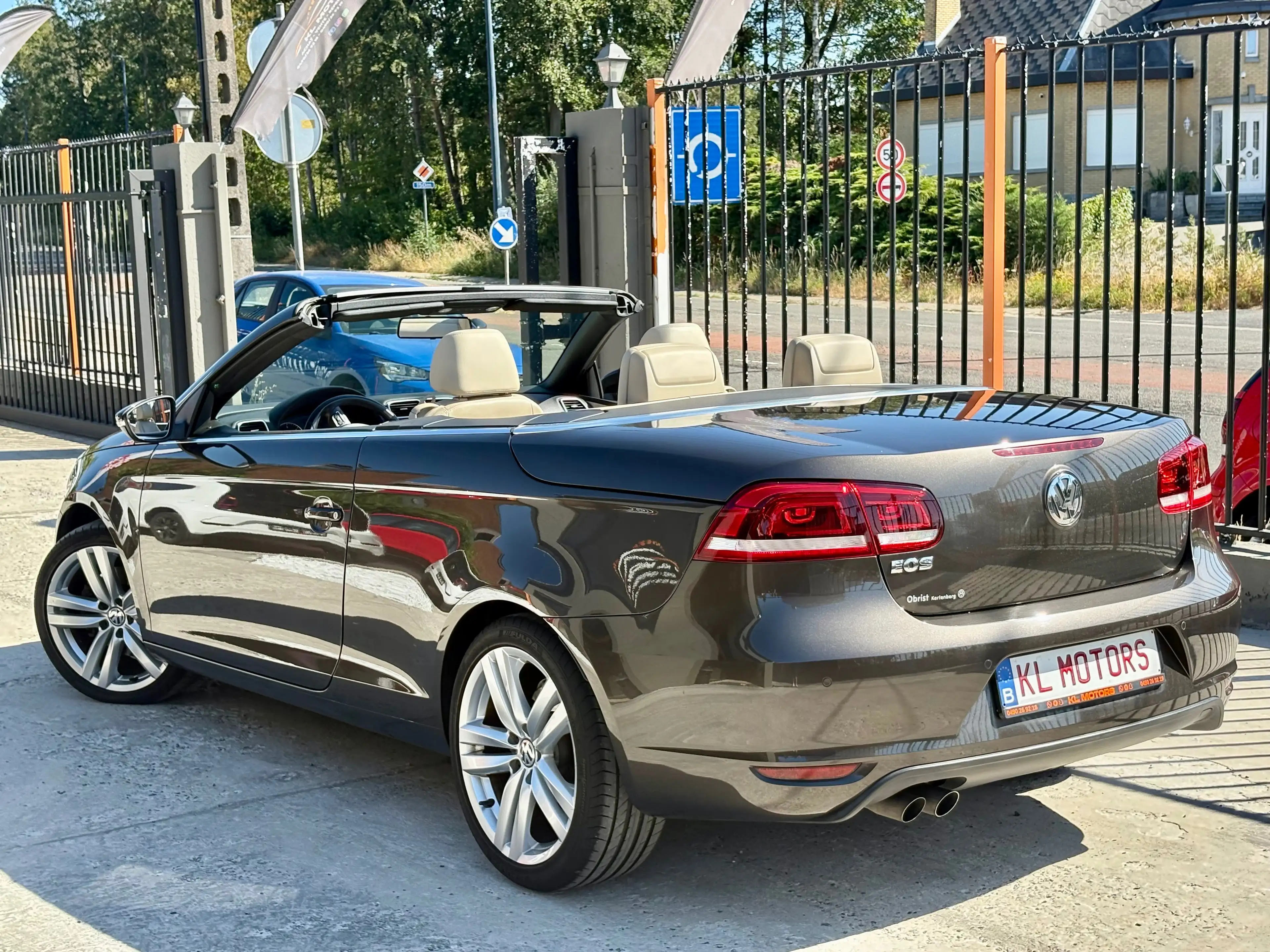 Volkswagen Eos Eos 2.0 CR TDi — photo 3