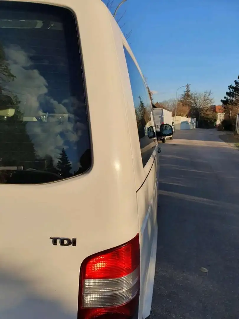 Volkswagen T5 Caravelle Caravelle Comfortline 2,0 TDI BMT D-PF Comfortline Білий - 2
