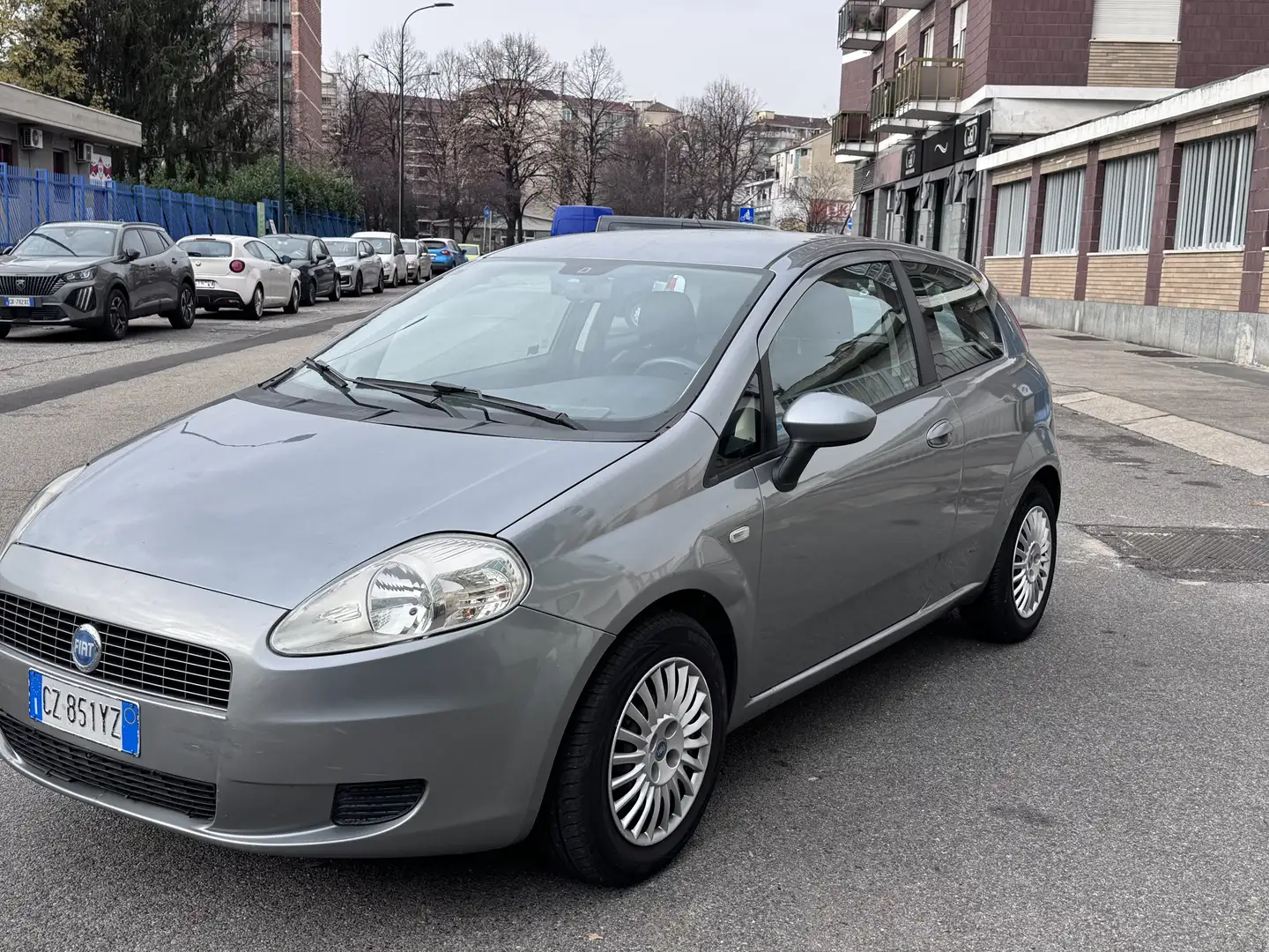 Fiat Grande Punto 3p 1.2 Active 65cv Grigio - 1