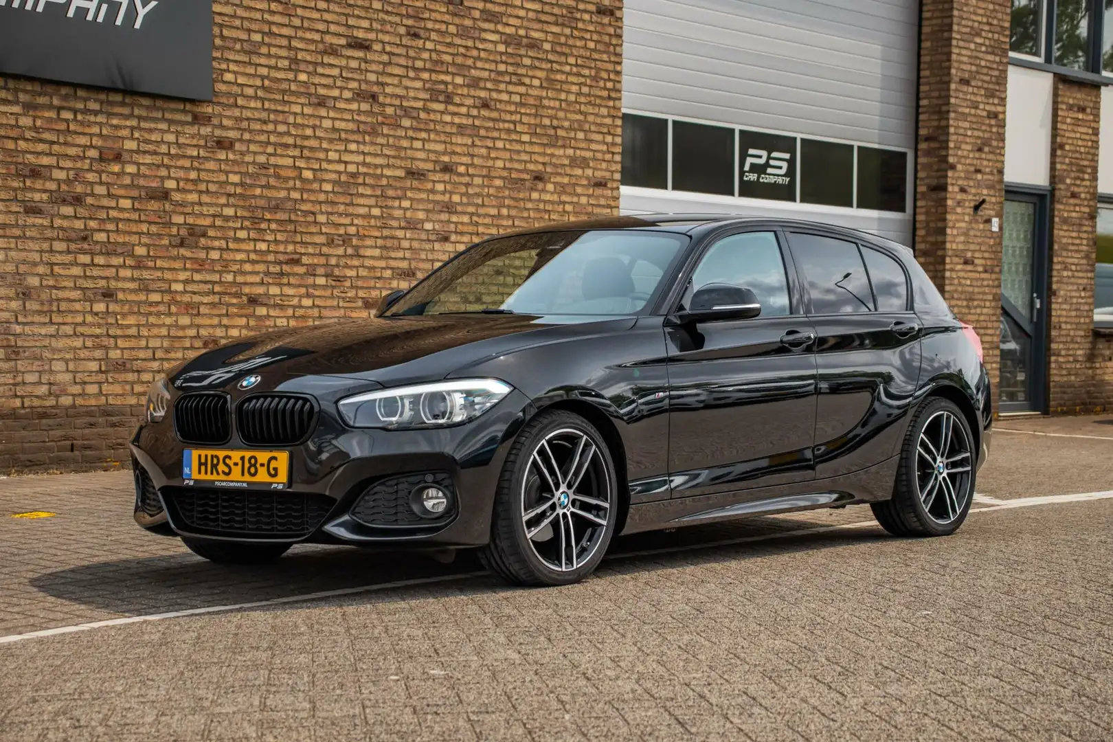 BMW 120 1-serie 120i Edition M Sport Shadow Executive, Led Negro - 2