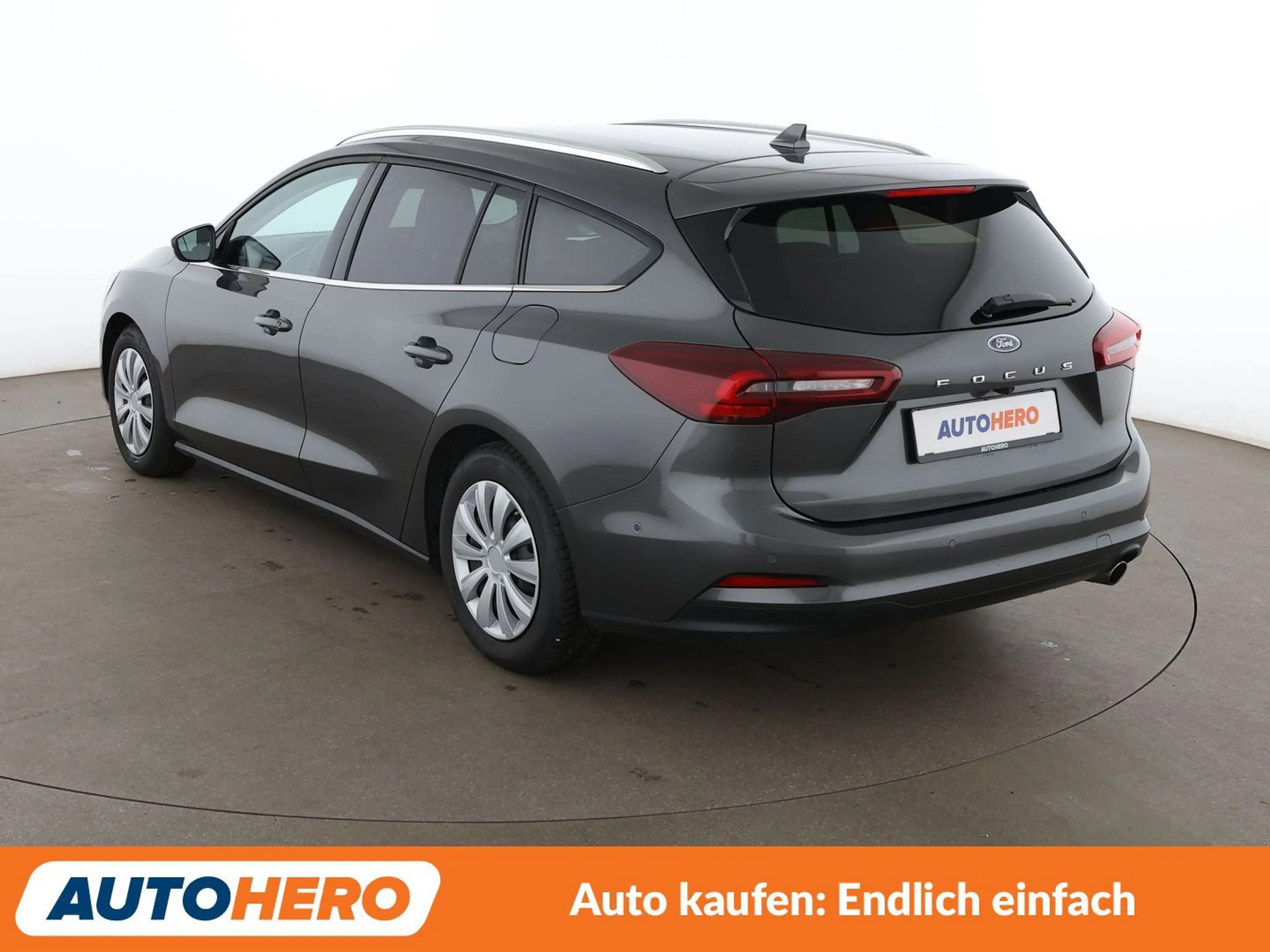 Ford Focus 1.5 TDCi EcoBlue Titanium Aut.*NAVI*LED*ACC*CAM* — photo 4