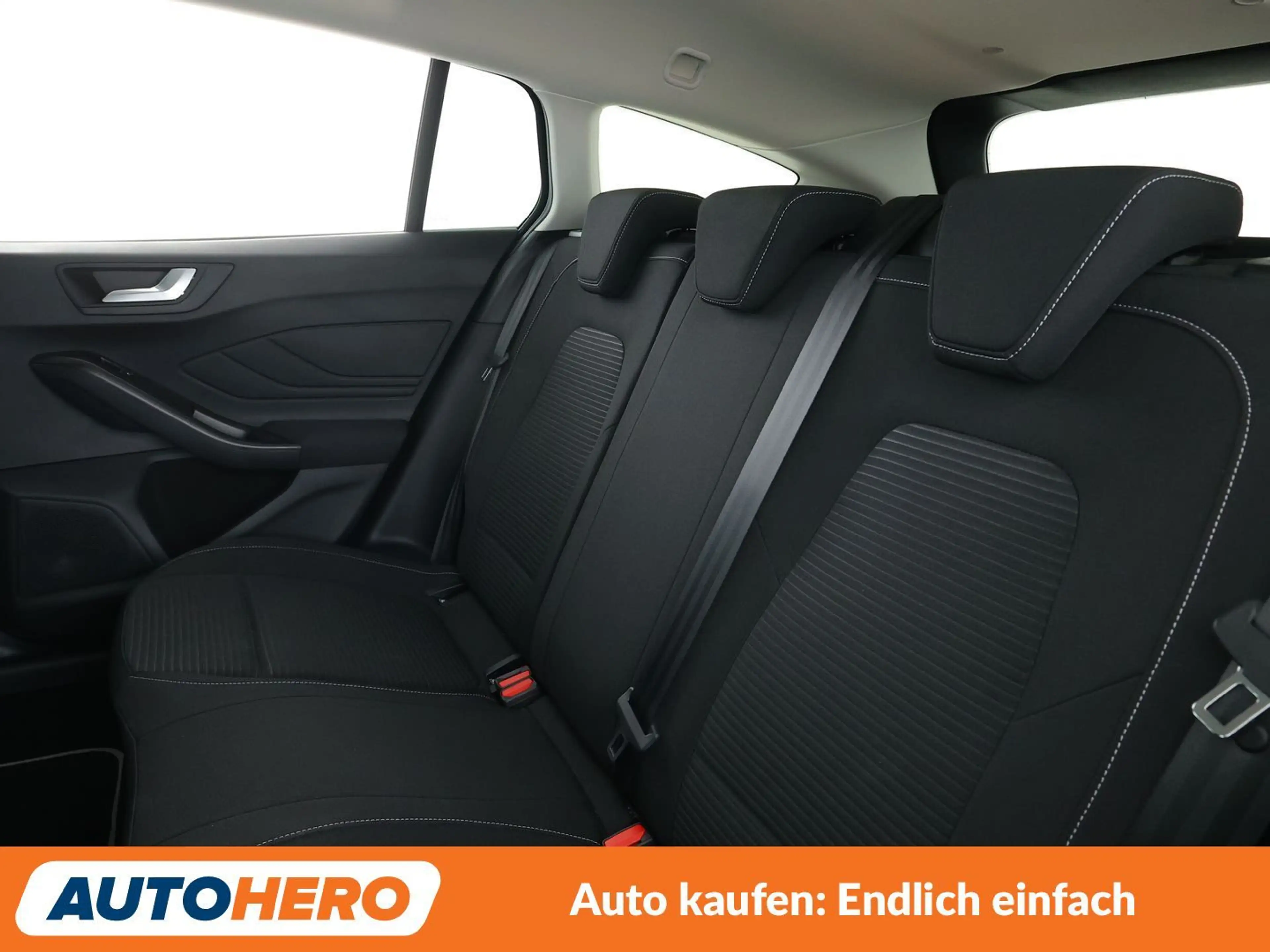 Ford Focus 1.5 TDCi EcoBlue Titanium Aut.*NAVI*LED*ACC*CAM* — photo 14