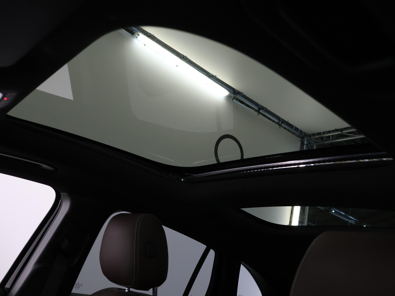 Mercedes-Benz GLA 250 e AMG Line | Night | Panoramadak | Leder | 19" lic — photo 12