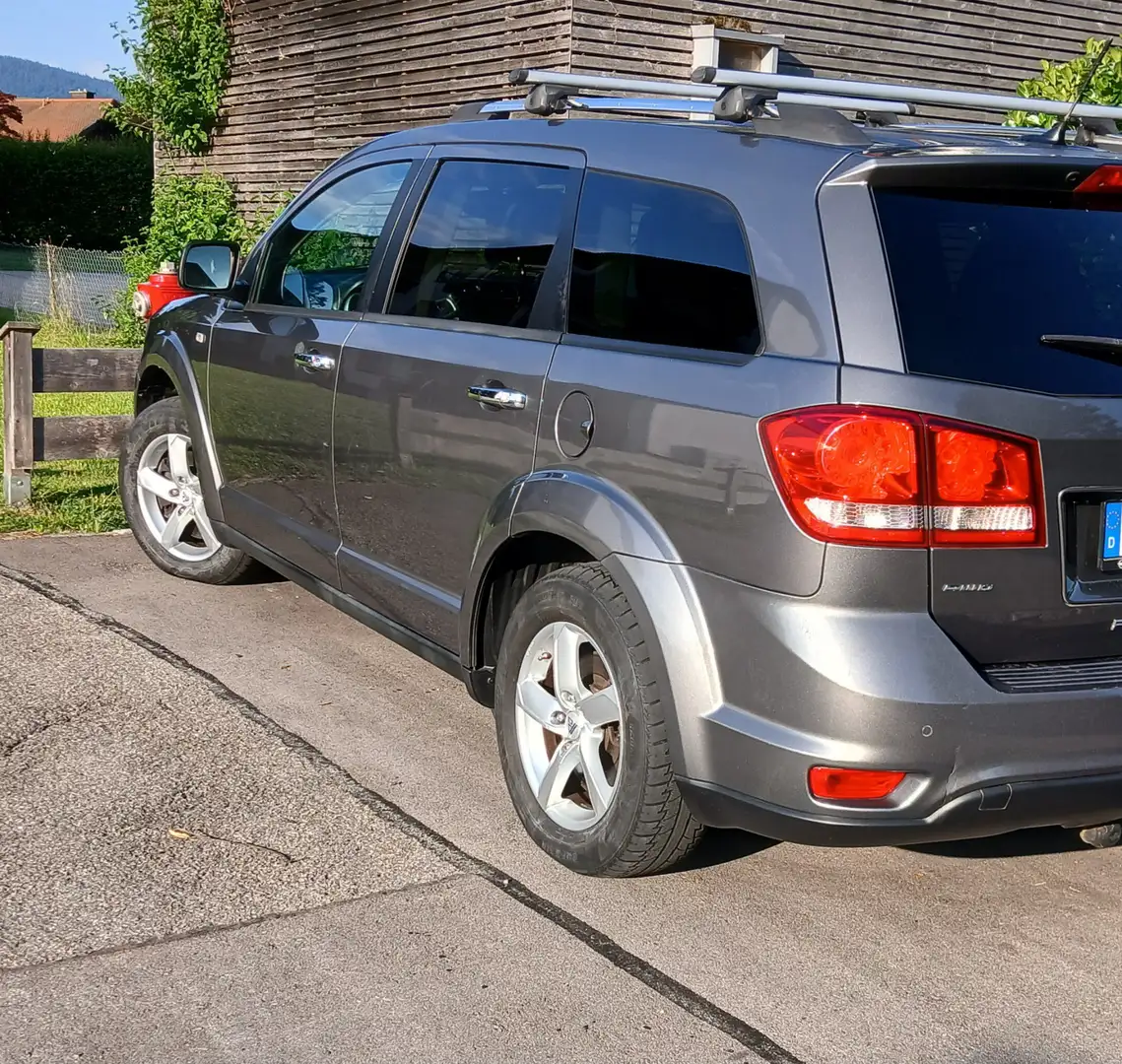 Fiat Freemont 2.0 Multijet 16V DPF Automatik Allrad Lounge - 1