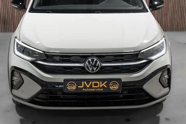 Volkswagen Taigo view 5
