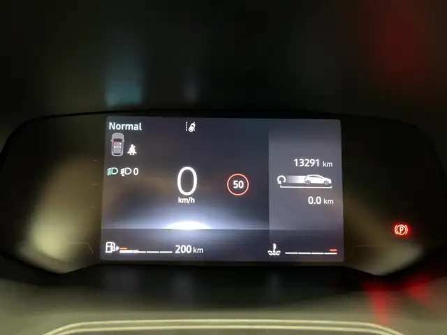 Renault Clio view 13