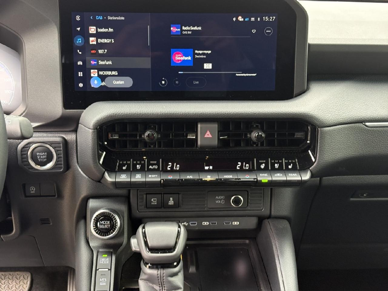 Toyota Land Cruiser 2,8 D-4D 151 kW AWD Executive — photo 15