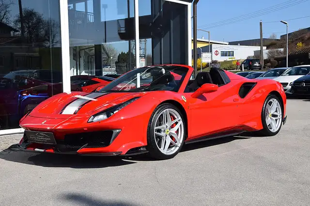 Ferrari 488 Spider Pista Spider *Full Carbon*LIFT*Kamera*Tr... Ansicht 2