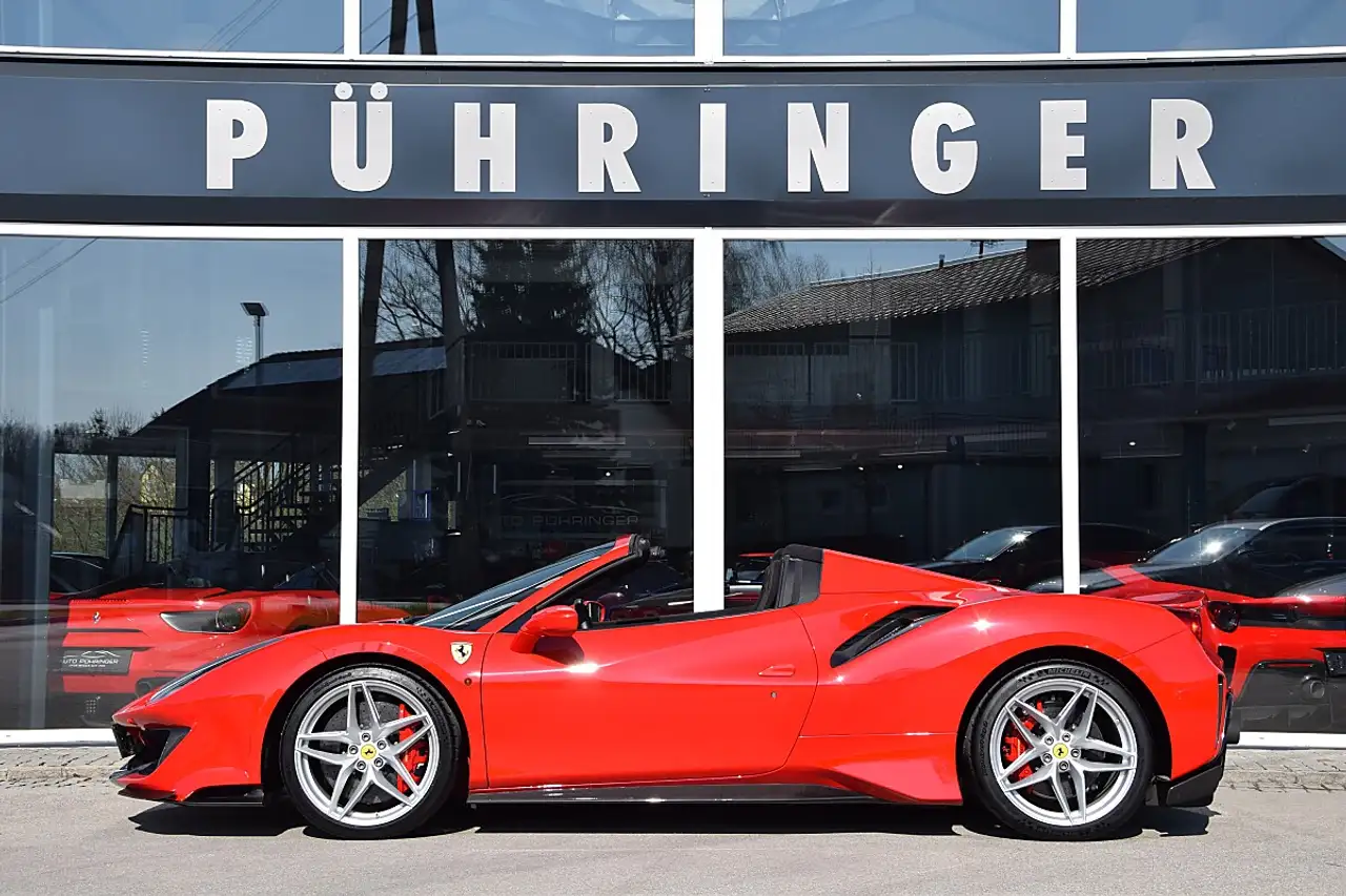 Ferrari 488 Spider Pista Spider *Full Carbon*LIFT*Kamera*Tr...