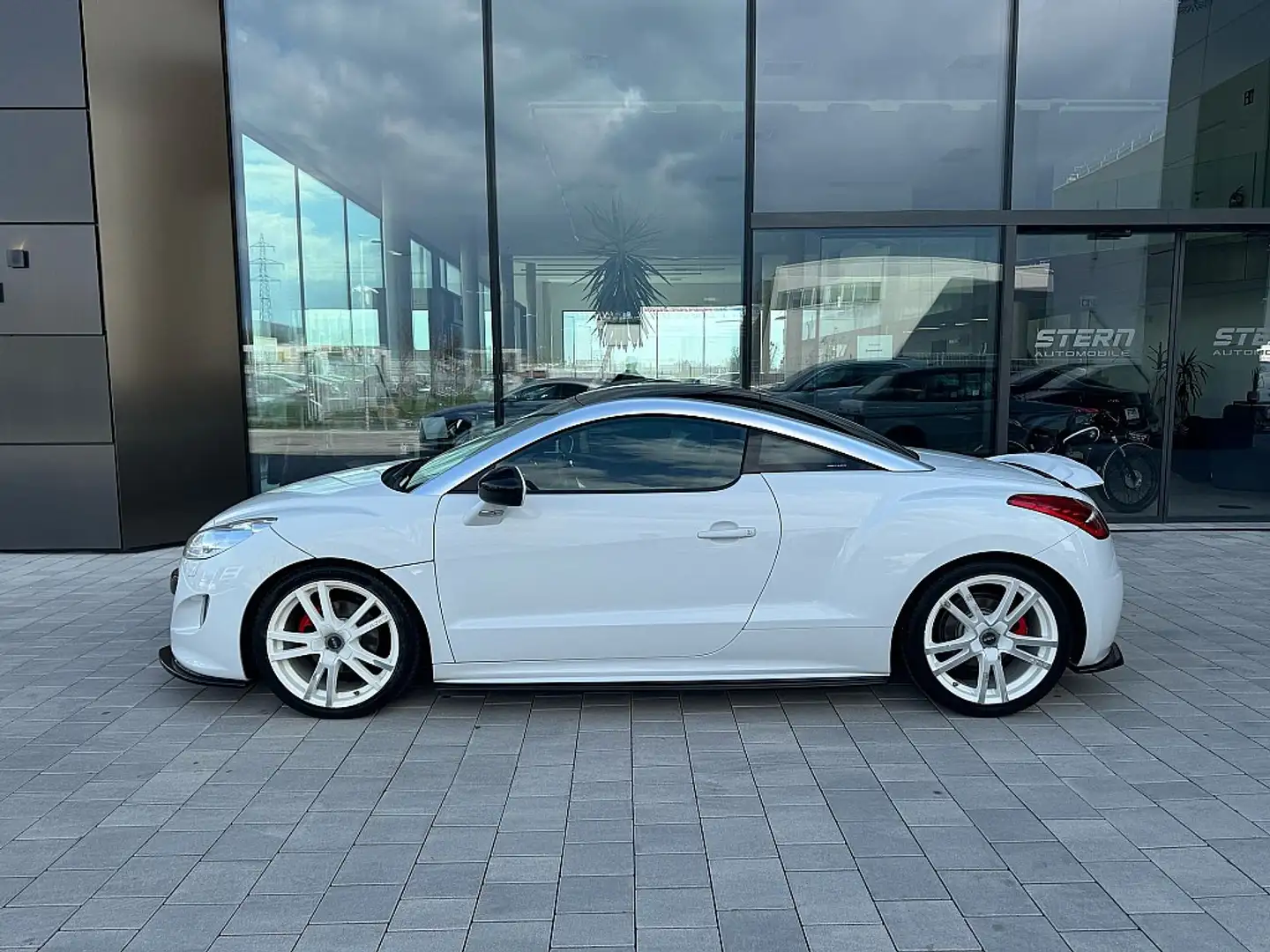 Peugeot RCZ 1,6 THP 160 *EINGETRAGENE UMBAUTEN* VOLLLEDER* Weiß - 2
