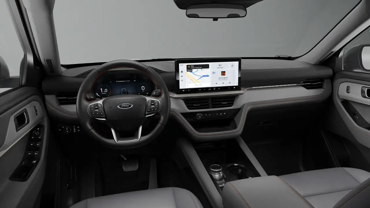 Ford Explorer снимка Ford Explorer