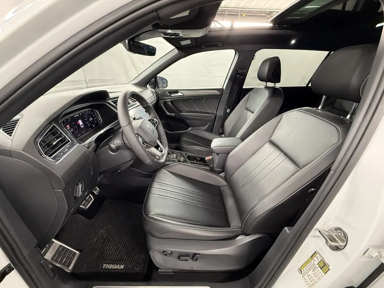 Volkswagen Tiguan снимка Volkswagen Tiguan