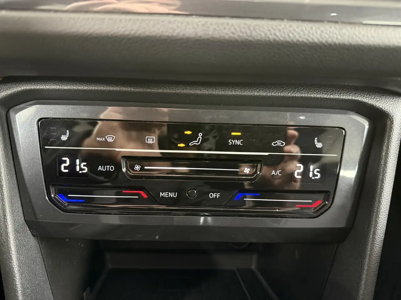 Volkswagen Tiguan снимка Volkswagen Tiguan