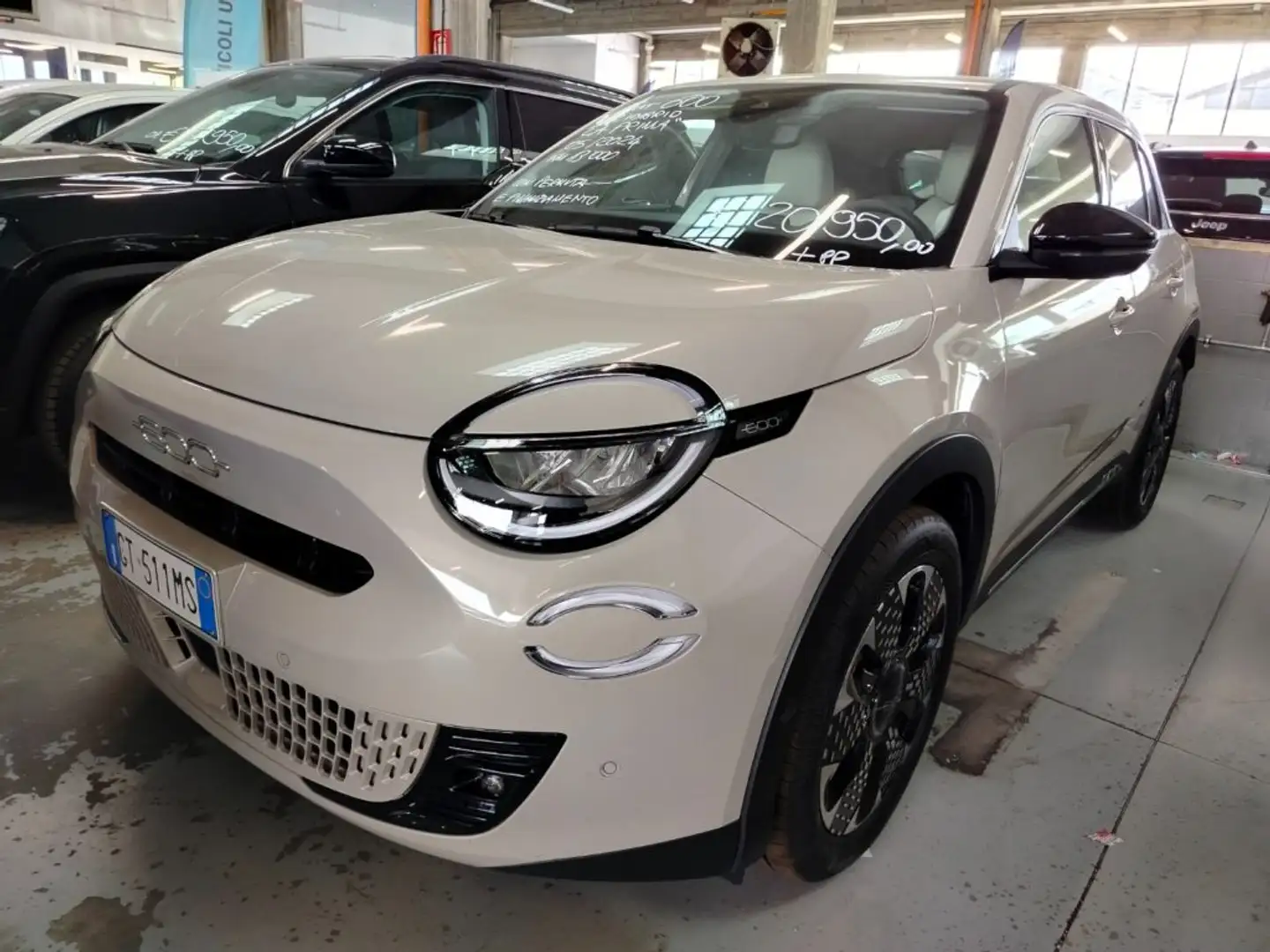 Fiat 600 Hybrid 100CV DCT MHEV La Prima MY2025 Beige - 1