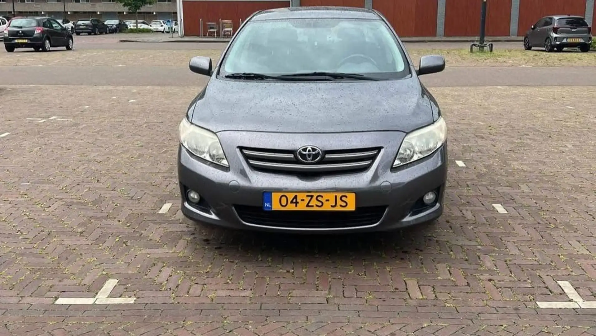 Toyota Corolla 1.6-16V Luna Grijs - 1