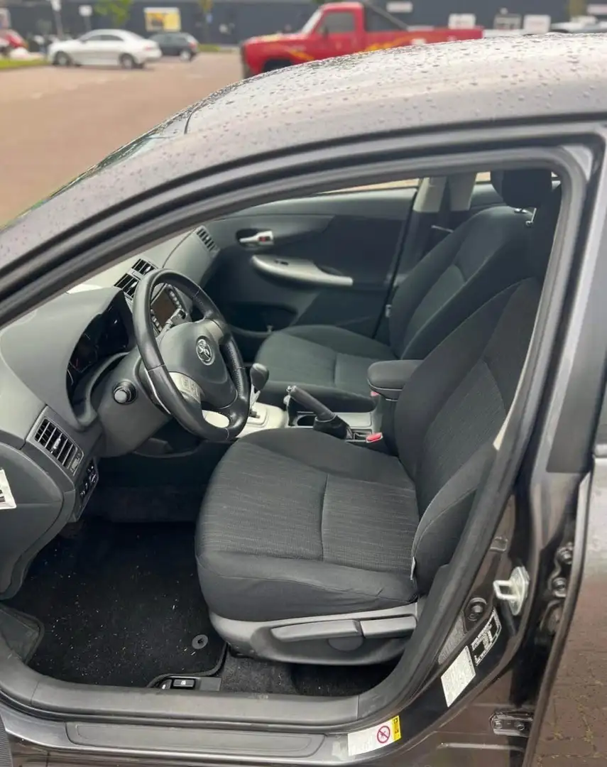 Toyota Corolla 1.6-16V Luna Grijs - 2
