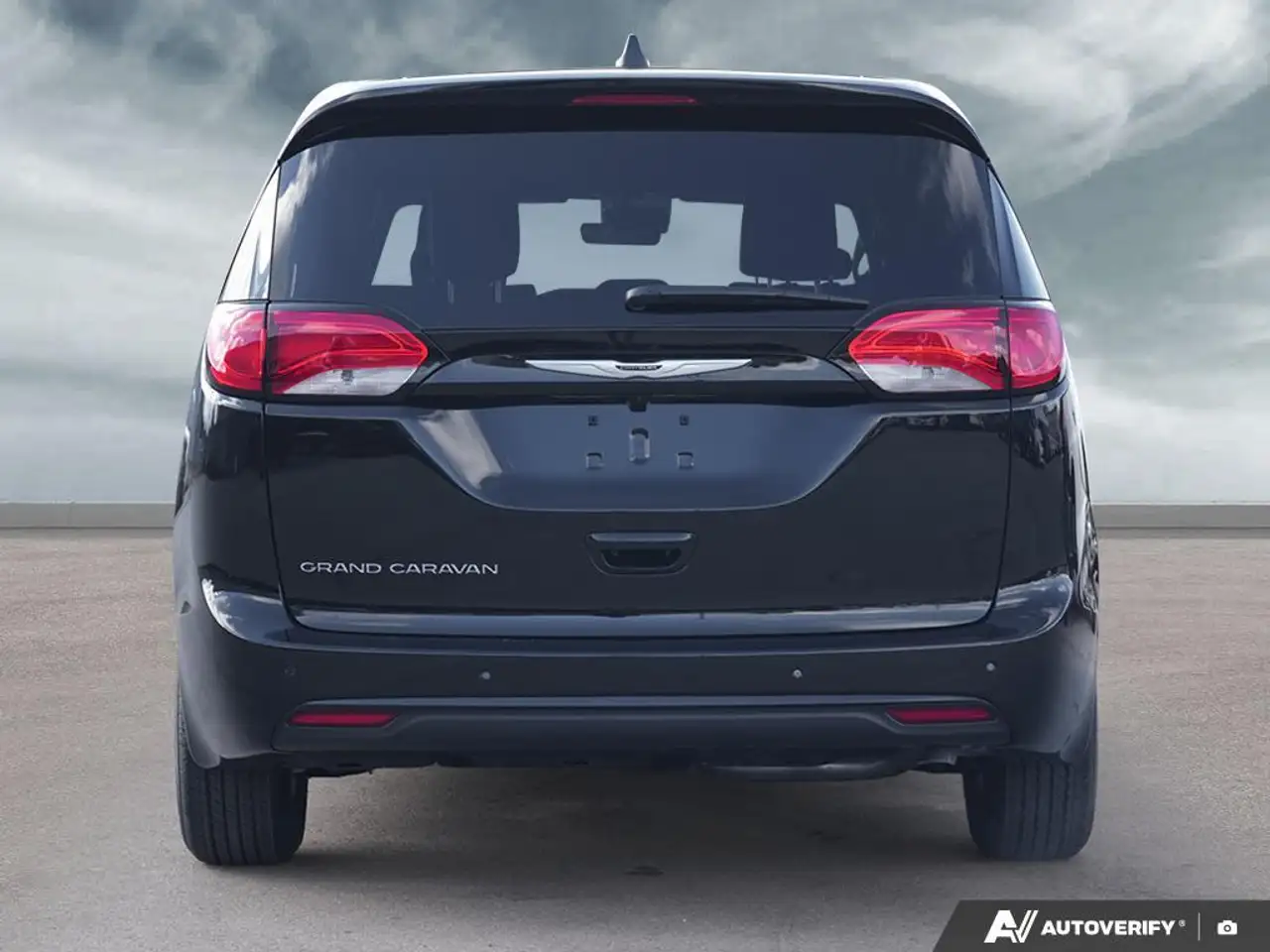 Chrysler Grand Caravan снимка Chrysler Grand Caravan