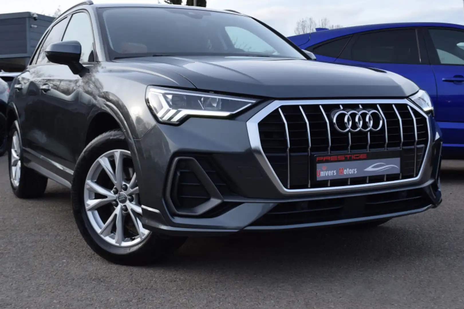 Audi Q3 35 TDI 150CH S LINE S TRONIC 7 Gris - 1