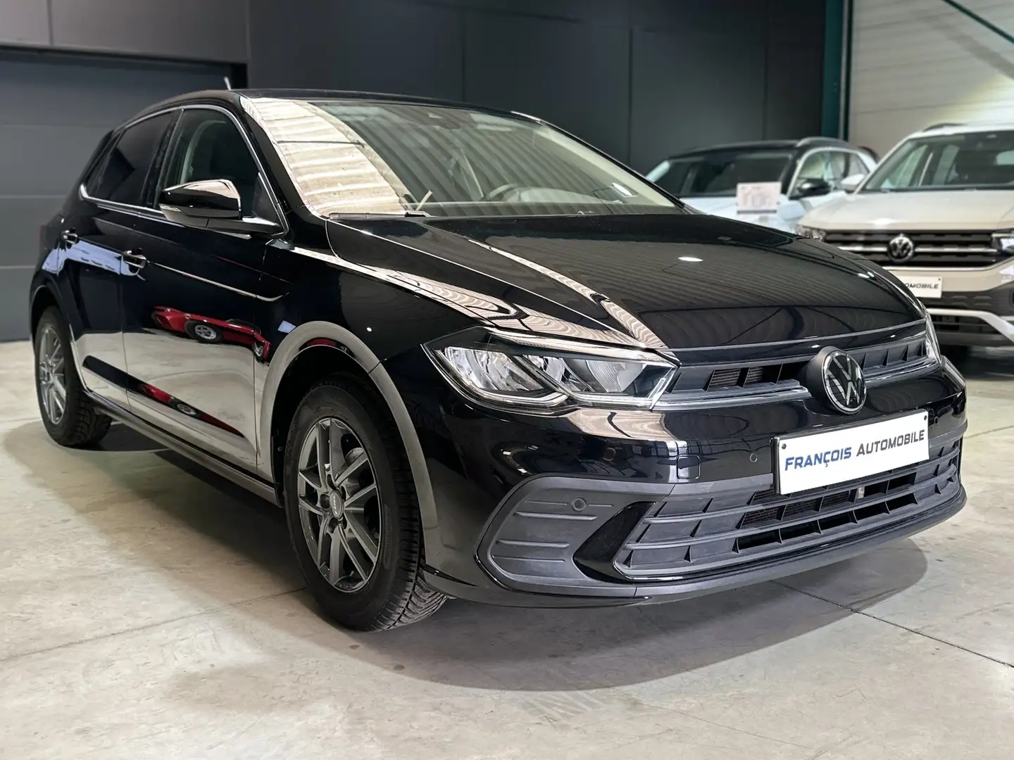 Volkswagen Polo Life Business - 1.0 95 CV - DSG - Caméra - Navi Noir - 2