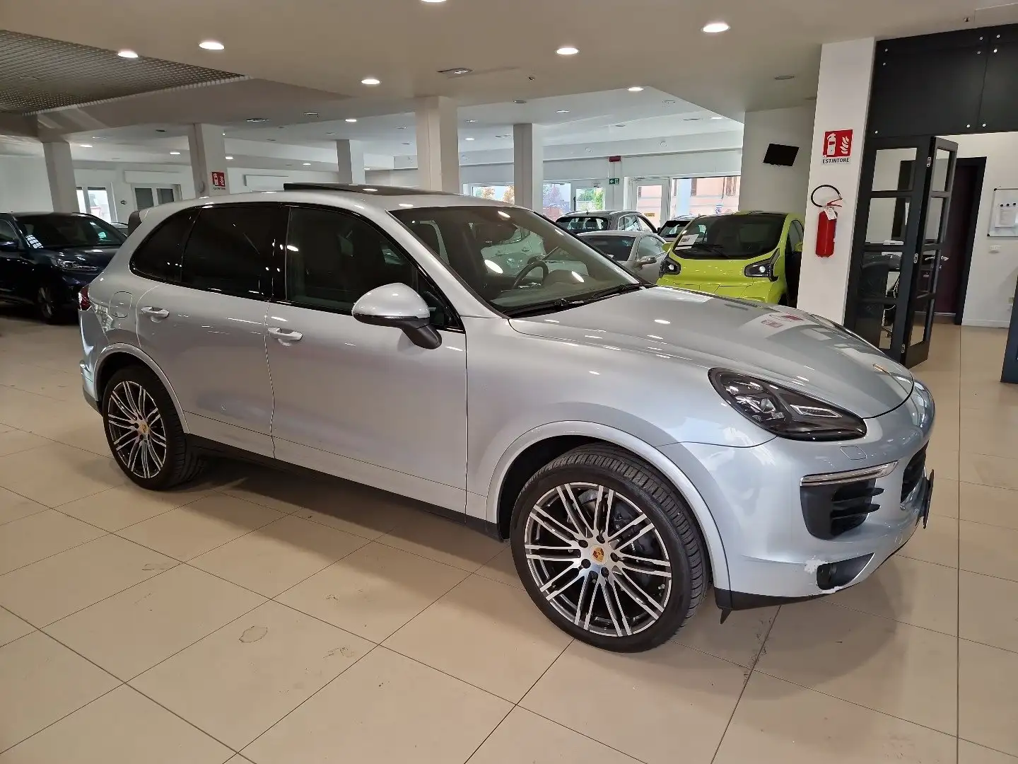 Porsche Cayenne 3.0D 250cv Platinum Edition SERVICE PORSCHE-UNIPRO Argent - 2