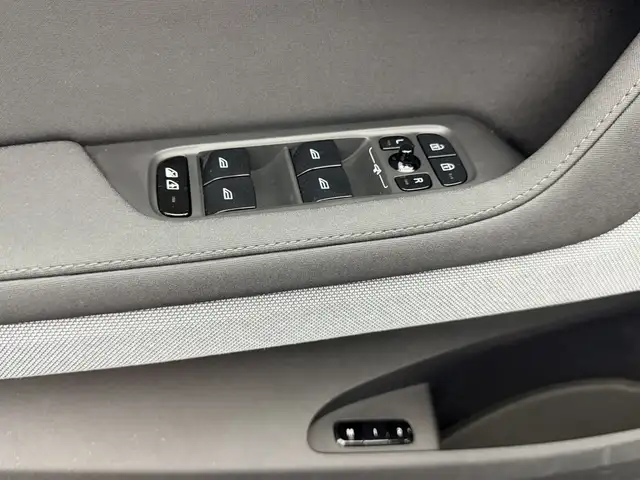 Polestar 2 view 28