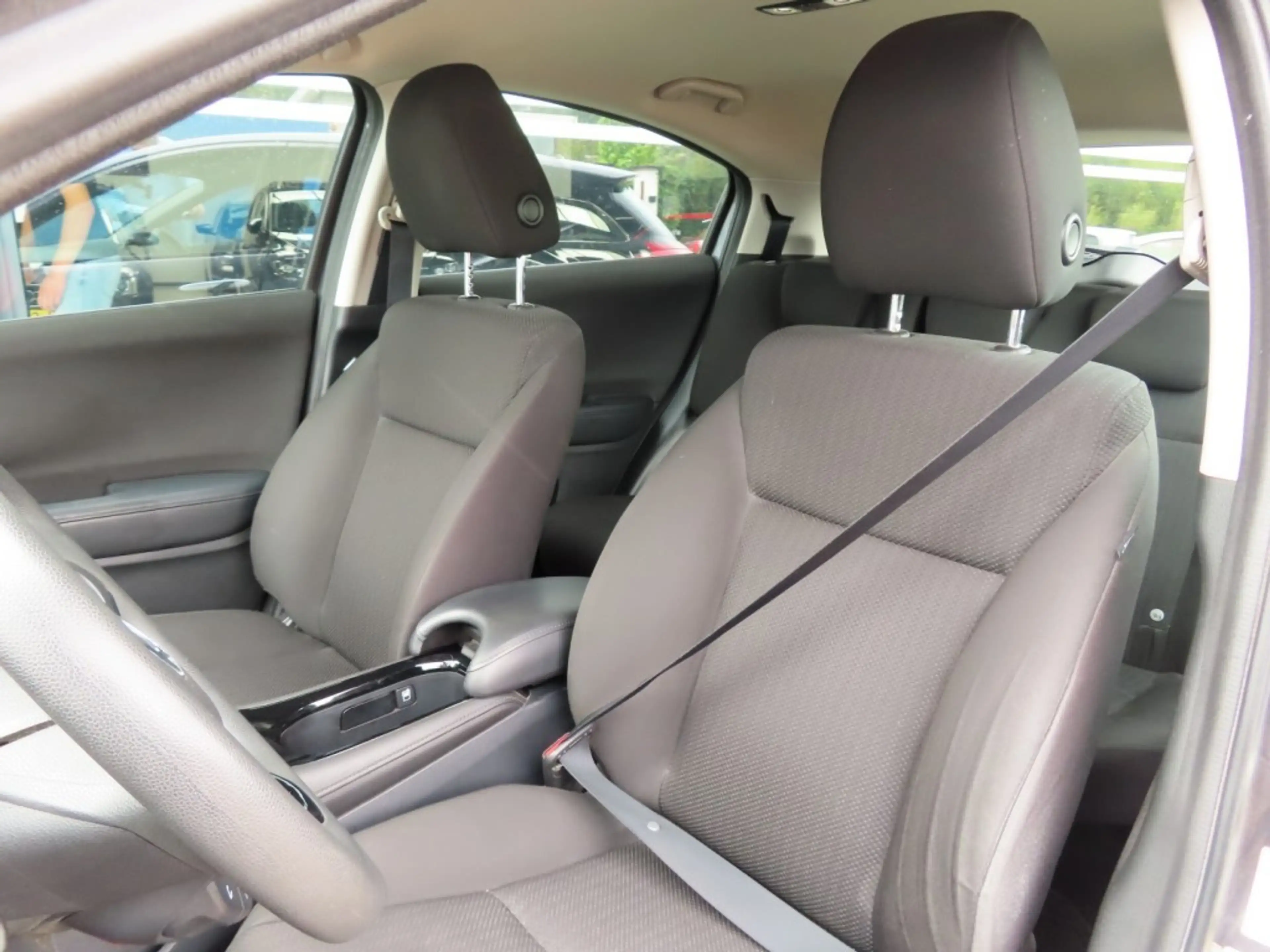 Honda HR-V 1.5 I-VTEC Comfort Ecc Cruise Pdc 2016 — photo 11