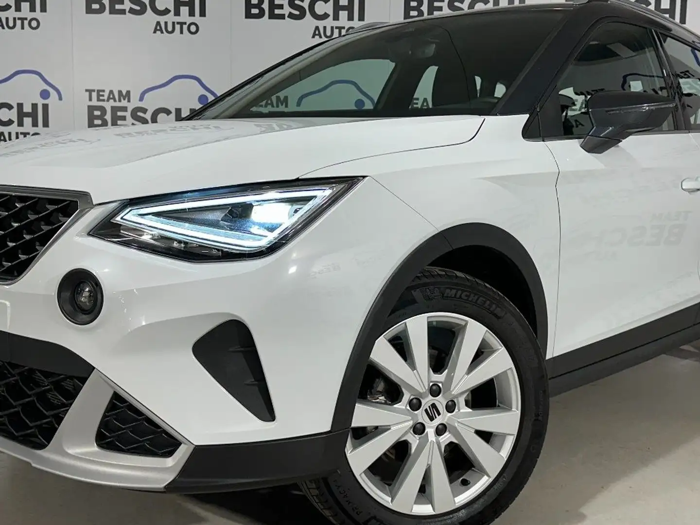 SEAT Arona 1.0 EcoTSI 110 CV DSG XPERIENCE Wit - 2