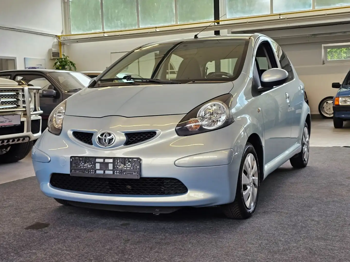 Toyota Aygo Cool - 1