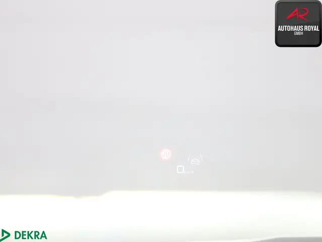 Audi E-Tron view 15