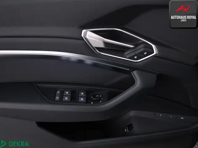 Audi E-Tron view 14