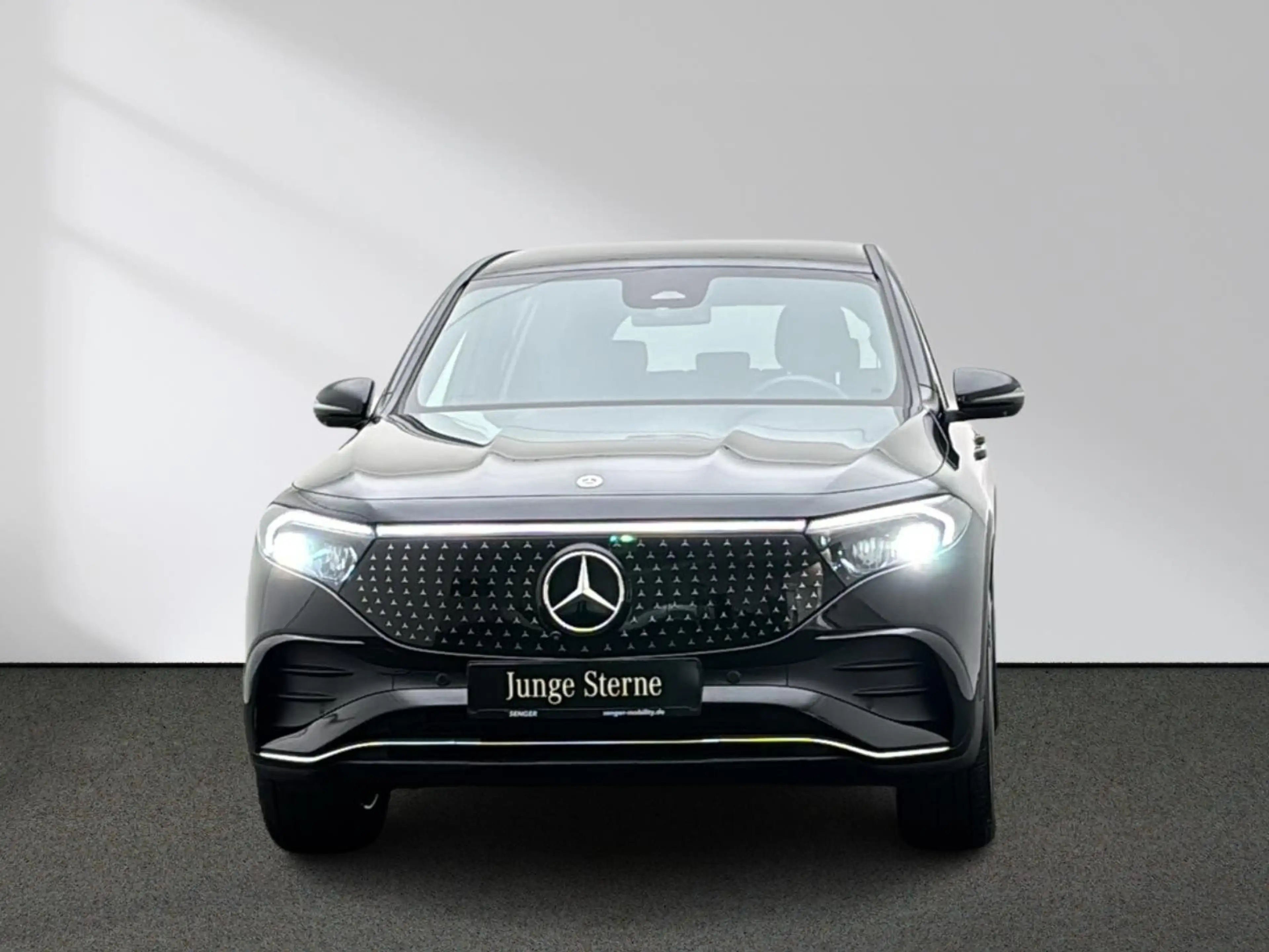 Mercedes-Benz EQB 250 + AMG 360°-K. Totwinkel Ambiente 7-Sitzer — photo 5