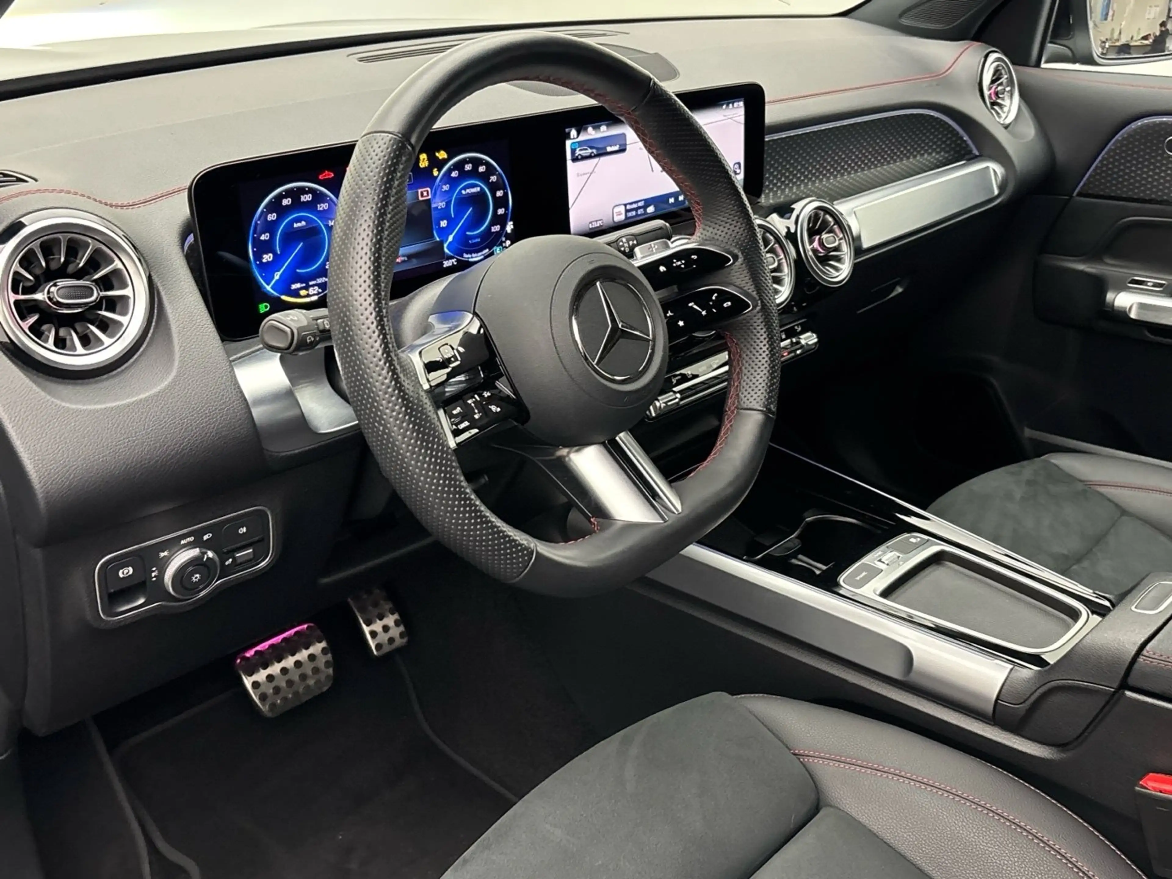 Mercedes-Benz EQB 250 + AMG 360°-K. Totwinkel Ambiente 7-Sitzer — photo 13