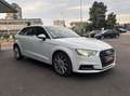 Audi A3 1.6 TDI 110CH S&S DESIGN PHASE 2 ENTRETIEN À JOUR Weiß - thumbnail 17