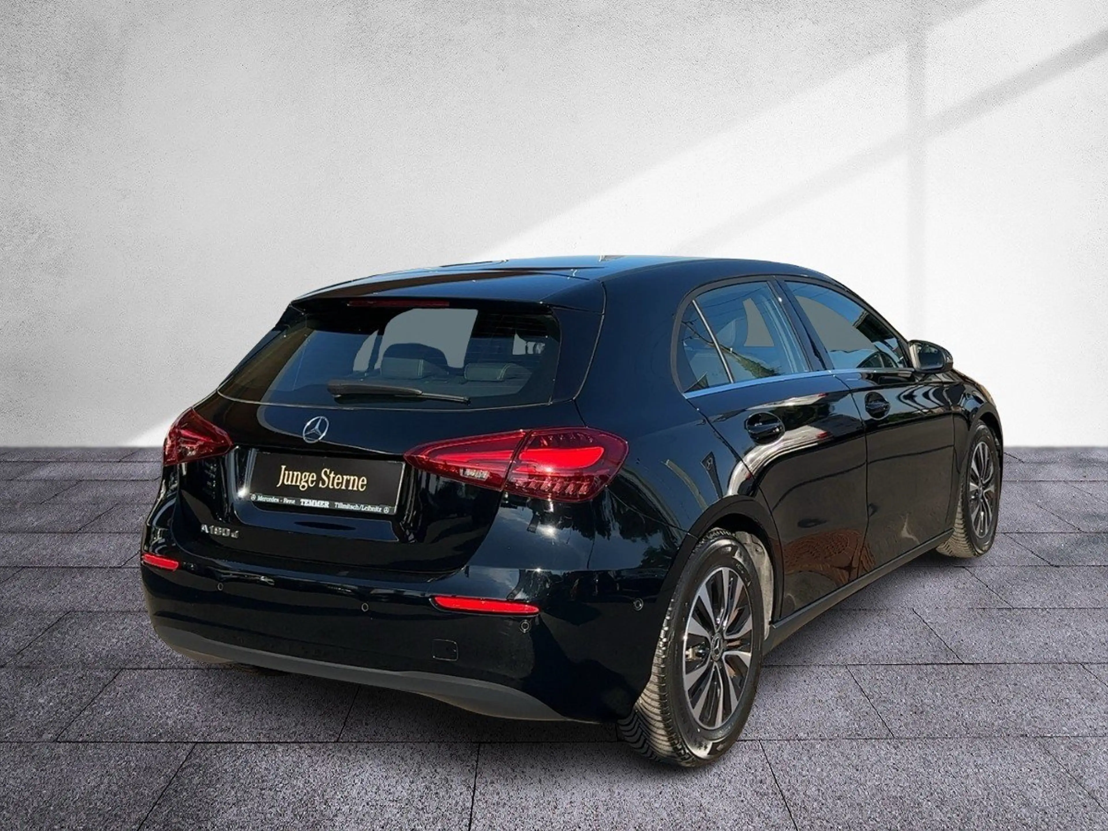Mercedes-Benz A 180 d Kompaktlimousine NP: 42.557 LED RKam Shz — photo 5