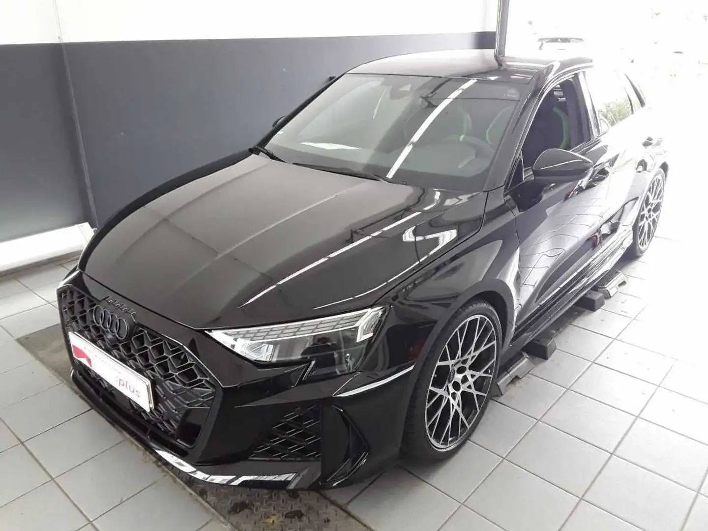 Audi RS3 RS 3 Sportback 2.5TFSI 400PS QUATTRO MATRIX.PANO.K Schwarz - 2