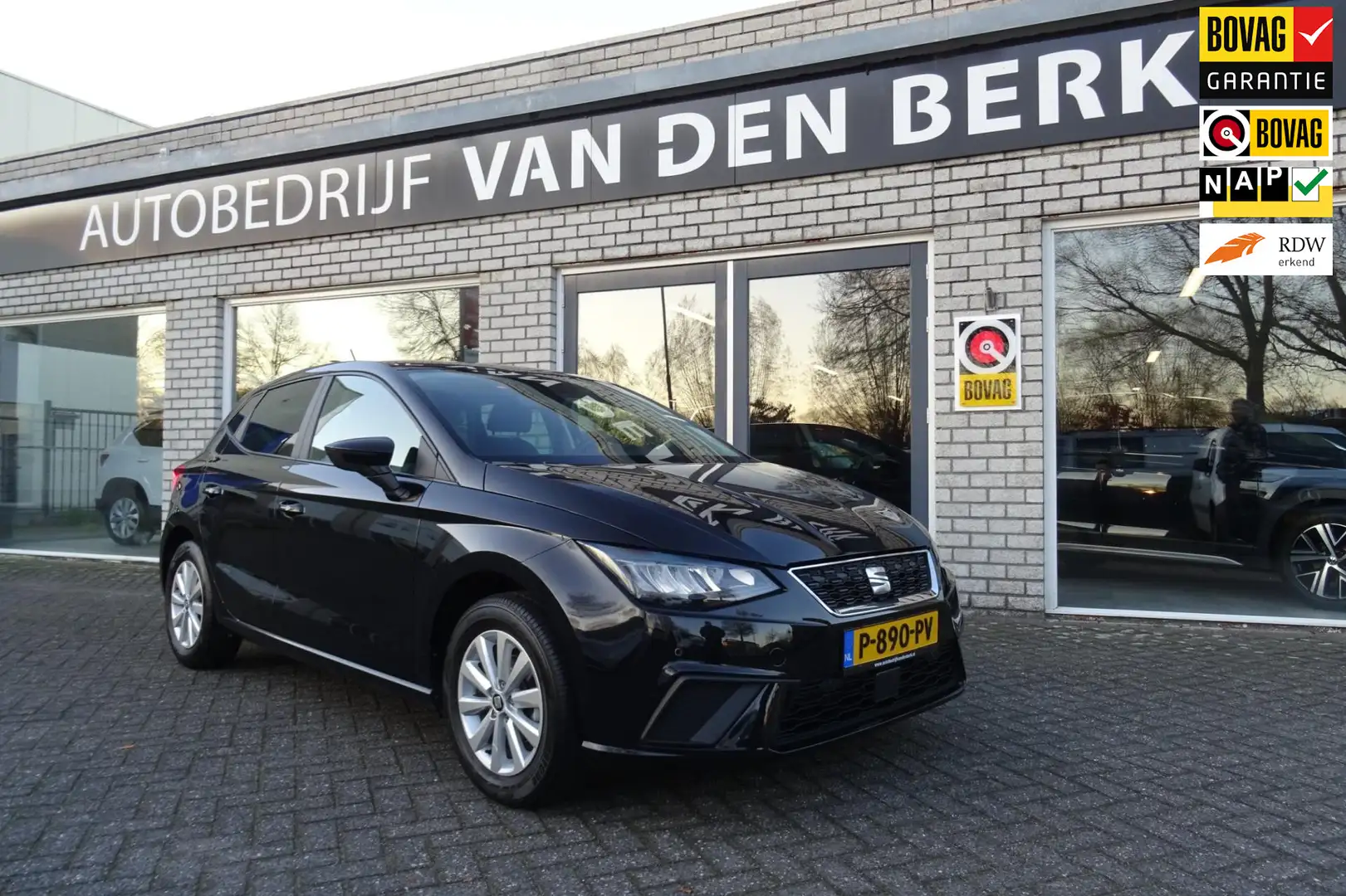 SEAT Ibiza 1.0 EcoTSI Style Business Intense / Virtual / Navi Noir - 1