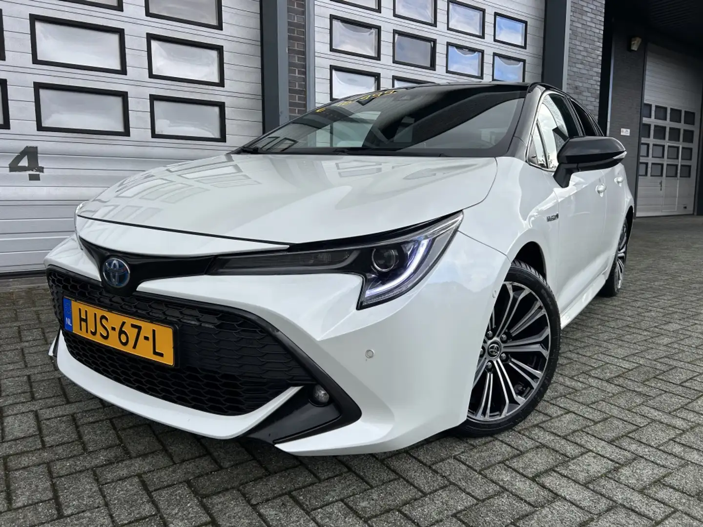 Toyota Corolla 1.8 Hybrid Dynamic+ Uniek! Automaat ✅ Blanc - 1