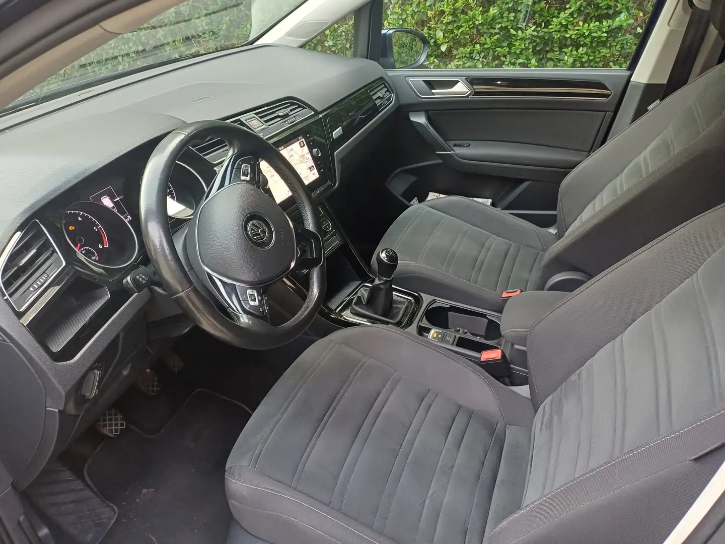 Volkswagen Touran Touran 1.6 TDi SCR Highline (EU6.2) Bleu - 2