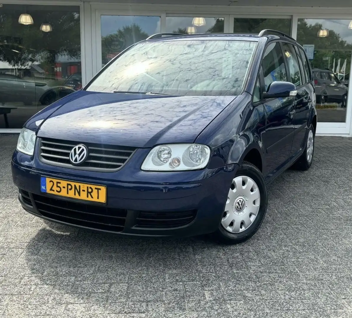 Volkswagen Touran 1.6i 102pk, Trendline uitv.,Airco,Trekhaak,Radio/c Blauw - 2