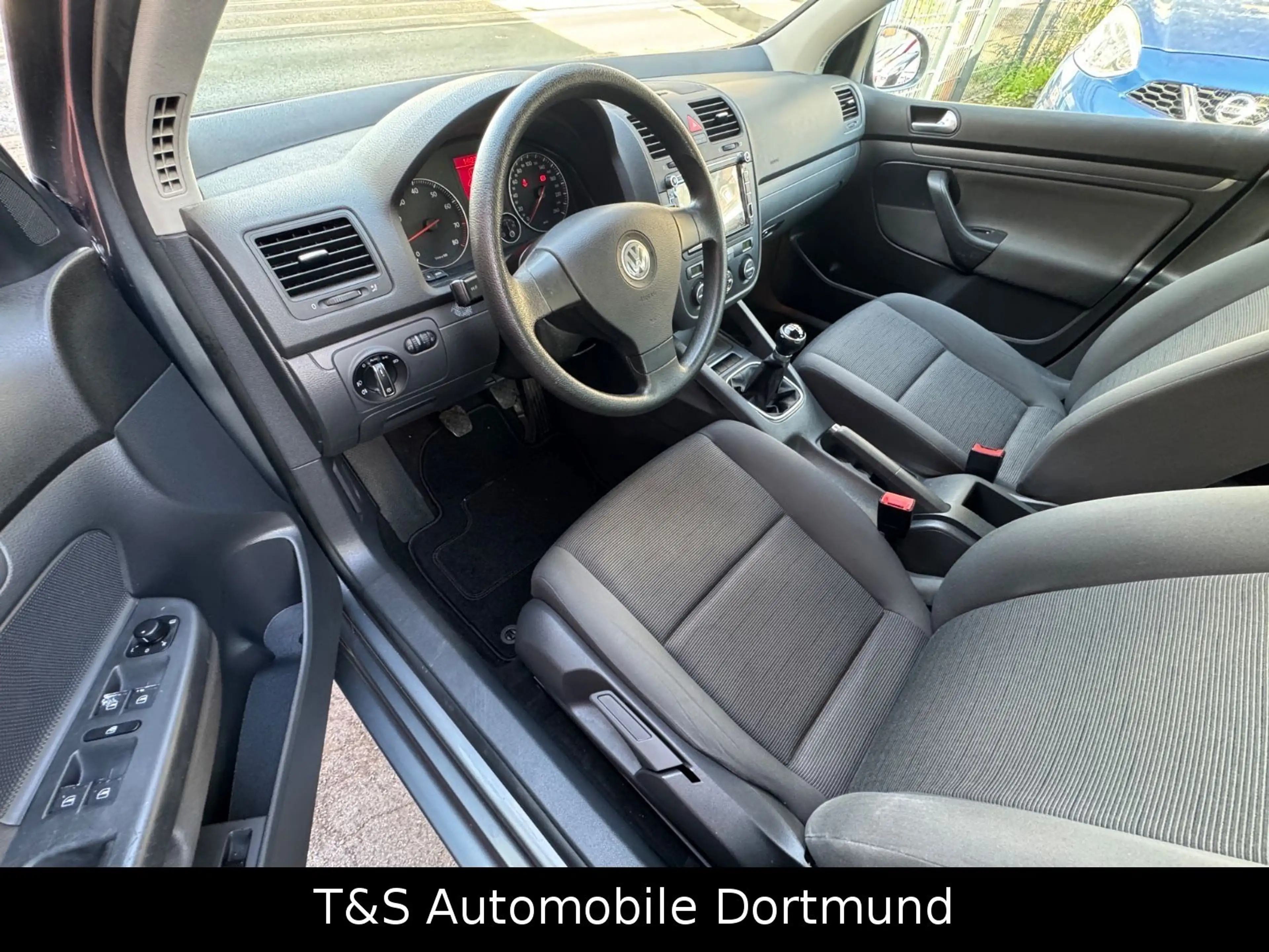 Volkswagen Golf V 1.6 Lim. Trendline -1 hand- ( Tüv Neu ) — photo 12