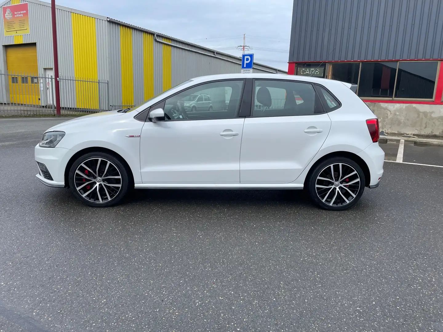 Volkswagen Polo GTI 1.8 TSI NAP / AUTOMAAT / ORG NL AUTO / Wit - 2