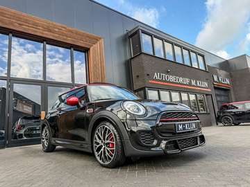 3-Deurs 2.0 Chili F1 aut 231pk/Pano/18"Jcw/Camera/